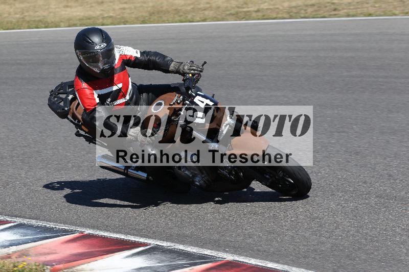 /Archiv-2022/54 13.08.2022 Plüss Moto Sport ADR/Einsteiger/64